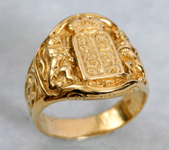 Ten Commandments Ring in 14k Gold