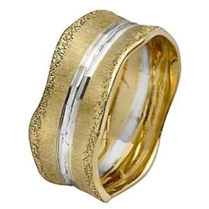 14k Gold Diamond-Cut Stripes Wavy Wedding Ring - Baltinester Jewelry