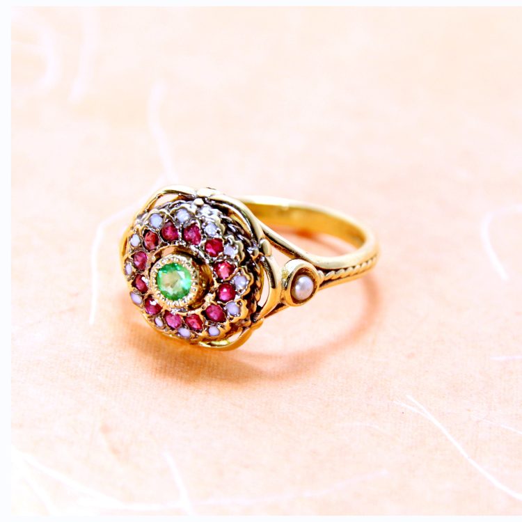Emerald Flower Ring 14k Gold 2 - Baltinester Jewelry