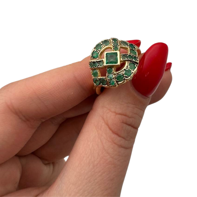 Vintage Style Ring with Emeralds in 14K Gold